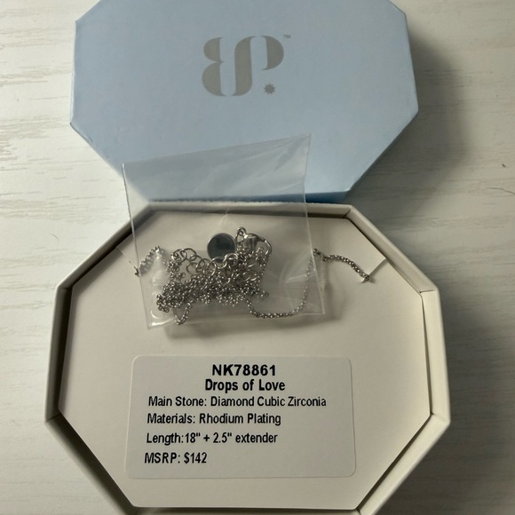 BP Silver Necklace with Cubic Zirconia Details - Picture 3 of 3